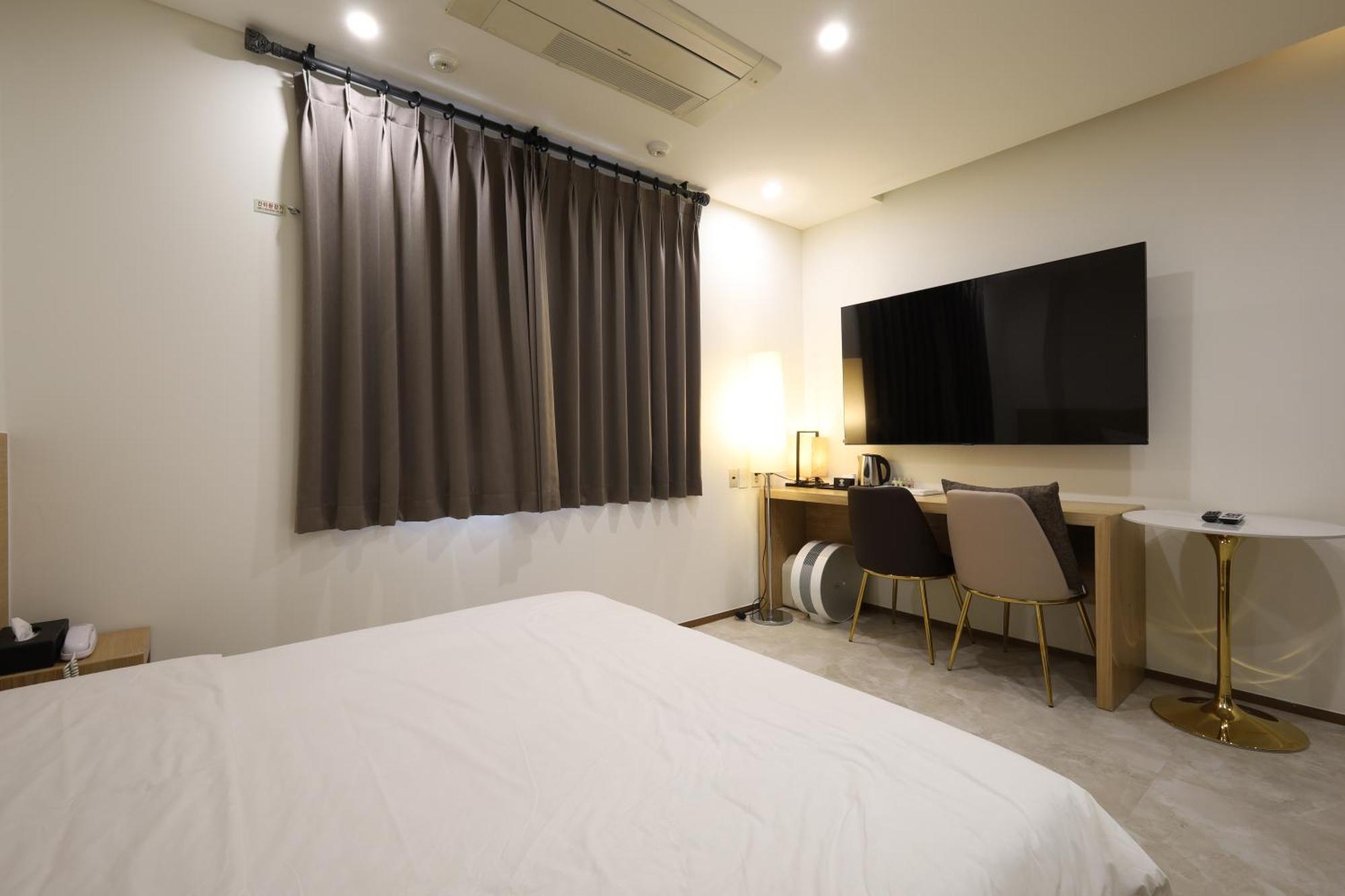 Trt Hotel Busan Exterior photo