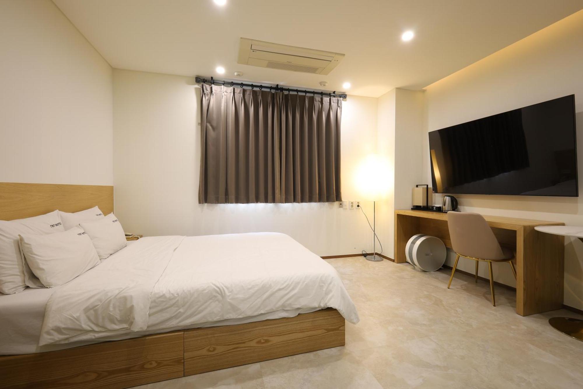 Trt Hotel Busan Exterior photo