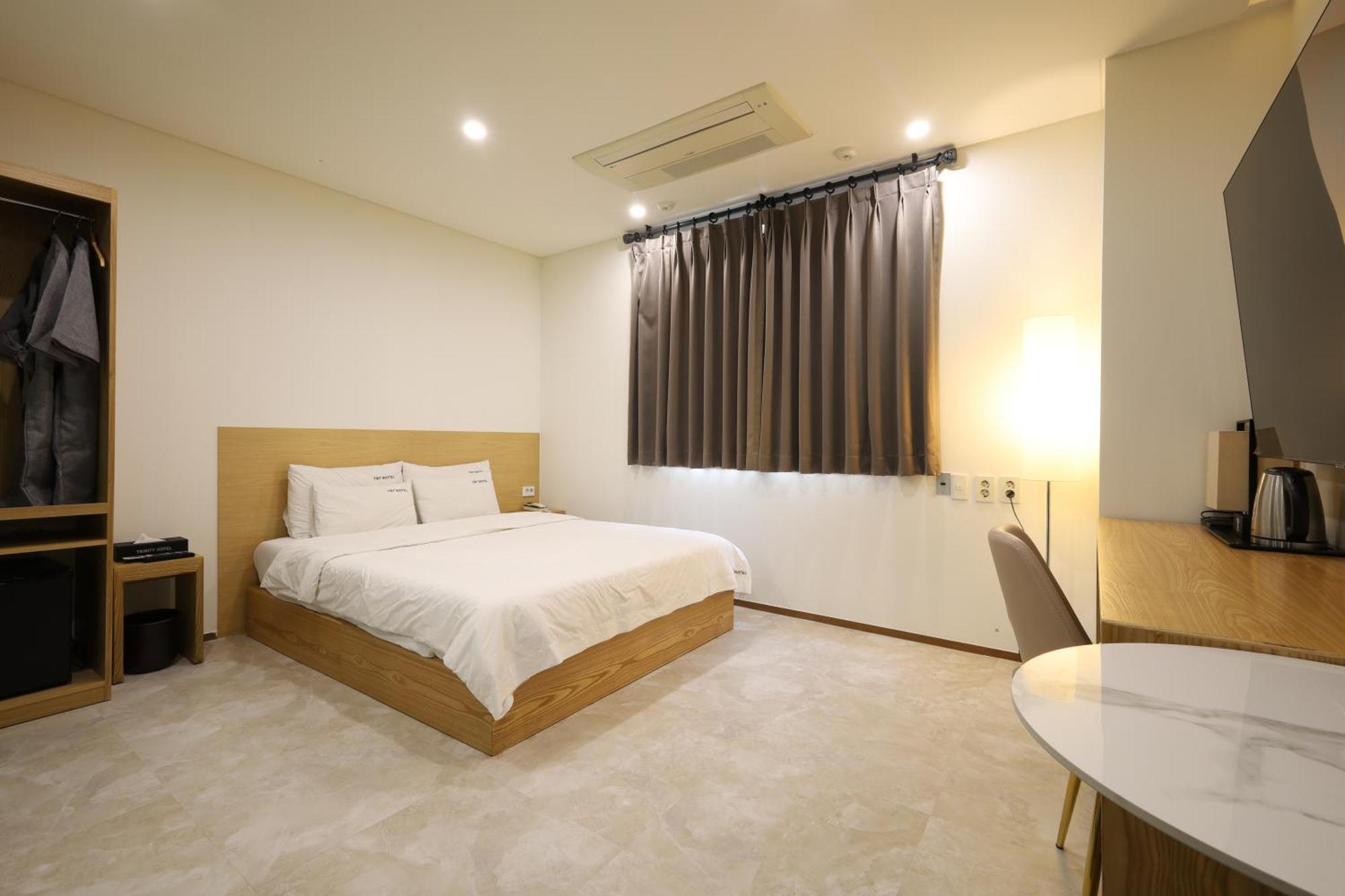 Trt Hotel Busan Exterior photo