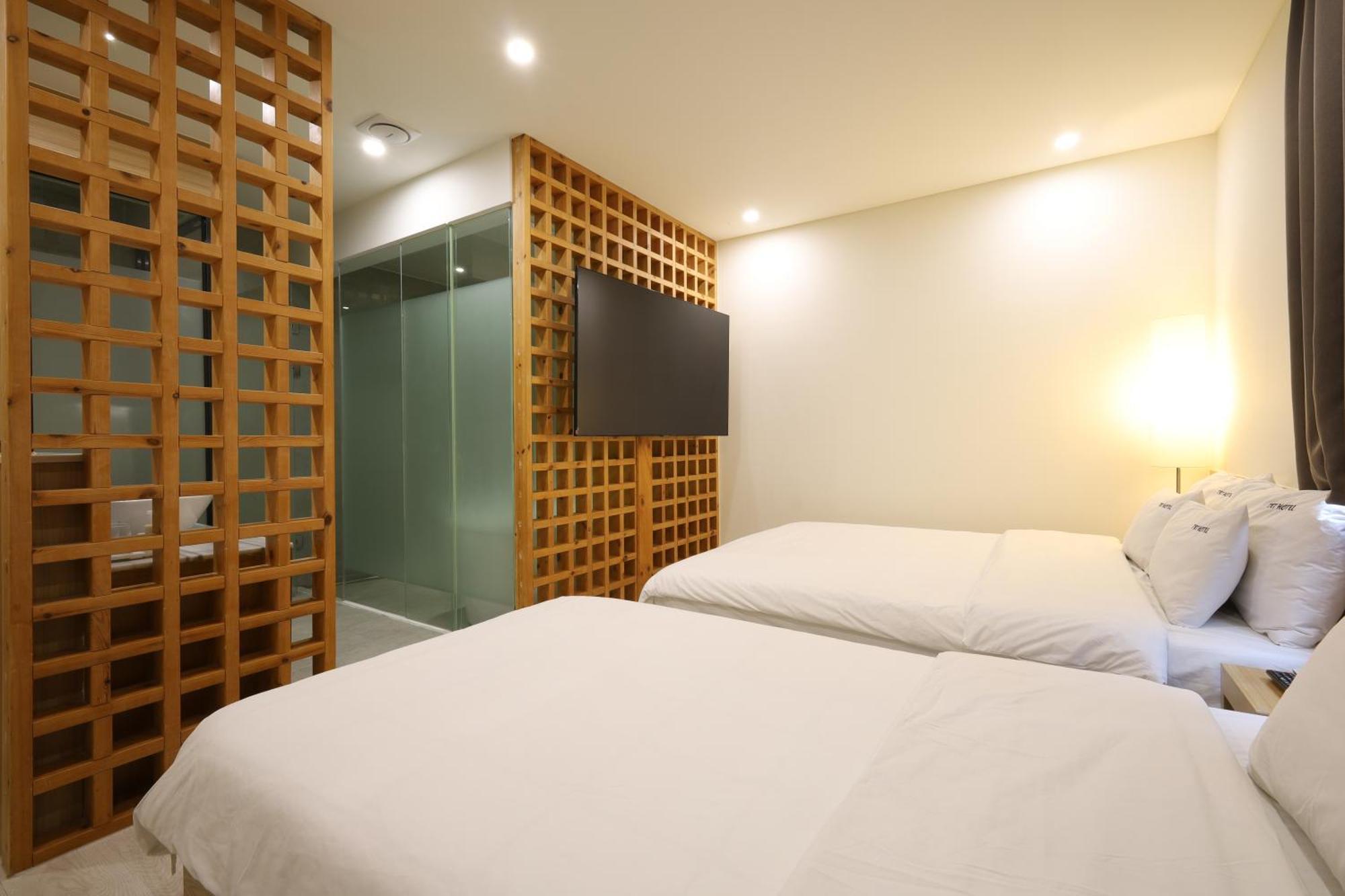 Trt Hotel Busan Exterior photo