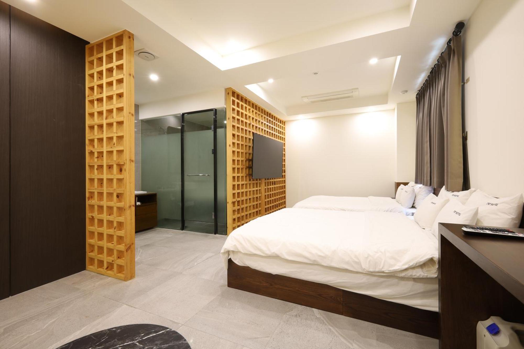 Trt Hotel Busan Exterior photo